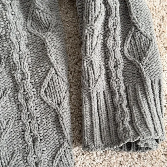 POL Green Heart Hooded Warm Cable Knit Sweater Womens Size Large - Picture 5 of 9